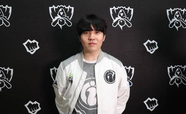 自动化女子 自动化女子