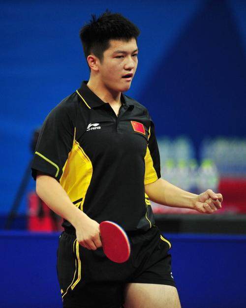 吉伦沃特新注册，广东男篮备战关键比赛.