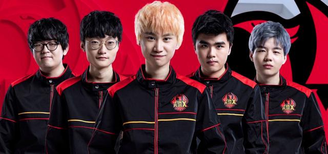 西汉姆联惨败切尔西，球迷与球场安保爆发冲突